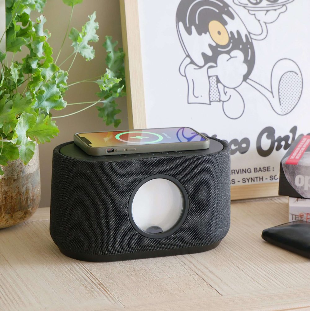 Steepletone Magna Sound Bluetooth Speaker & Wireless Charger - Image 20