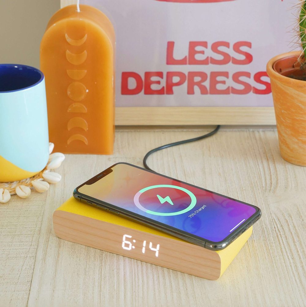 Steepletone Rise & Charge Wireless Bedside Alarm Clock & Phone Charger - Image 15