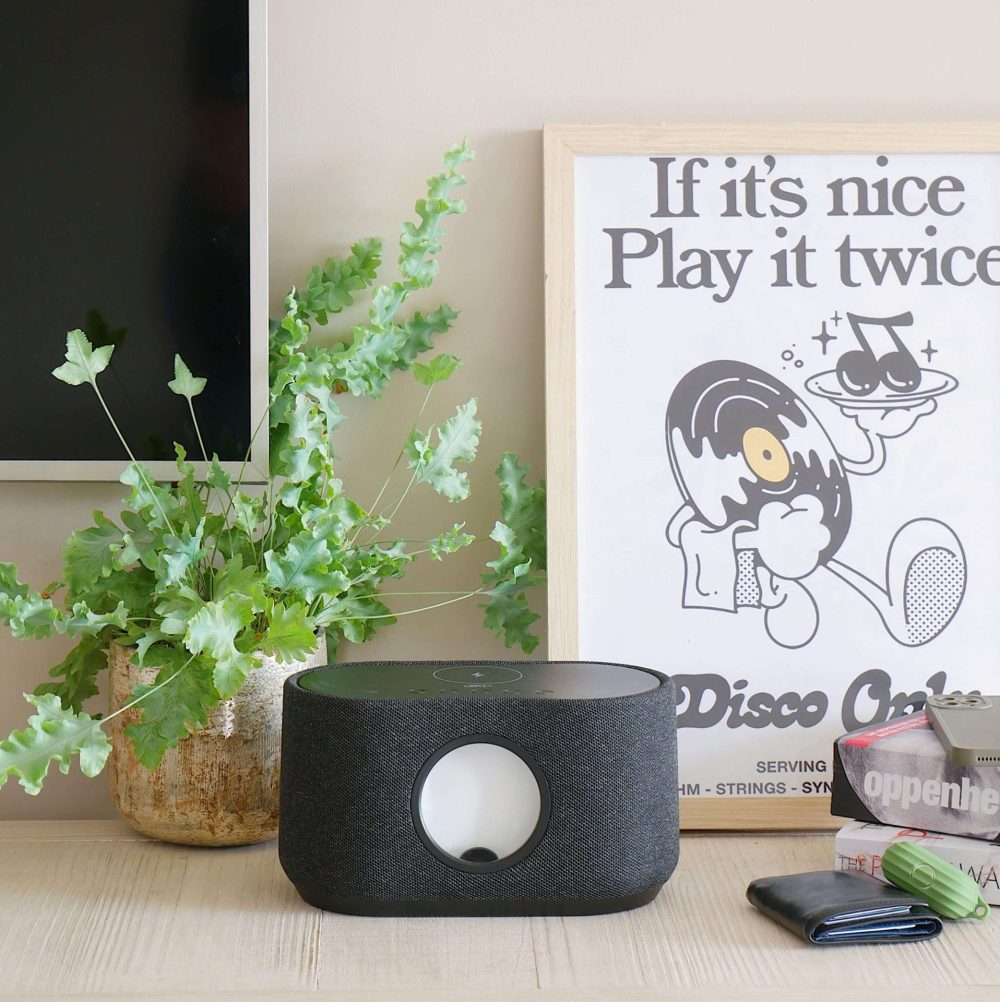 Steepletone Magna Sound Bluetooth Speaker & Wireless Charger - Image 24