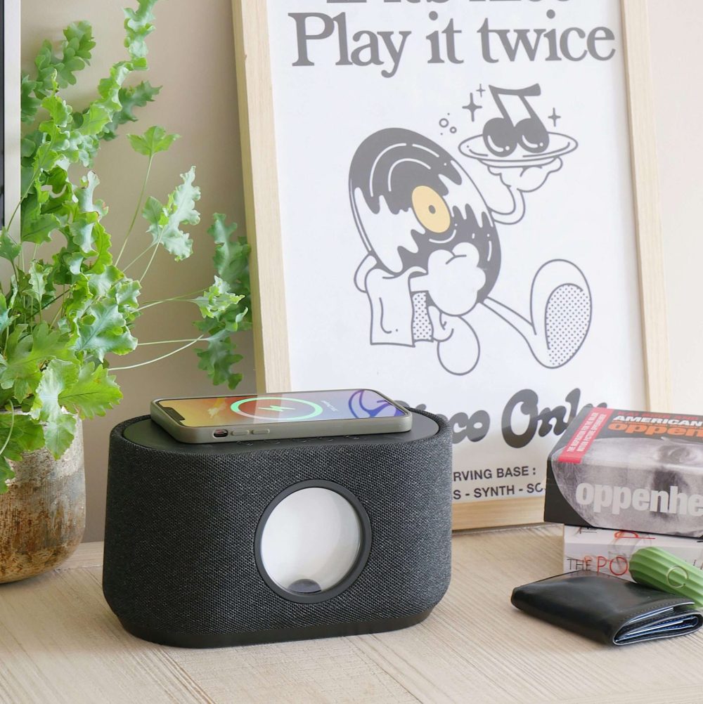 Steepletone Magna Sound Bluetooth Speaker & Wireless Charger - Image 25