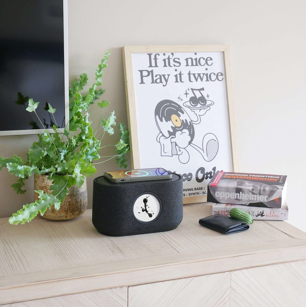 Steepletone Magna Sound Bluetooth Speaker & Wireless Charger - Image 26