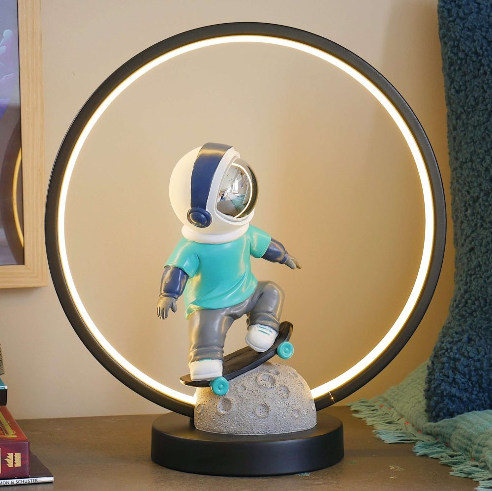 Steepletone Astro Skate Bedside Light - Ultra Cool Astronaut figurine with Warm Glow LED Ring Light - Image 9