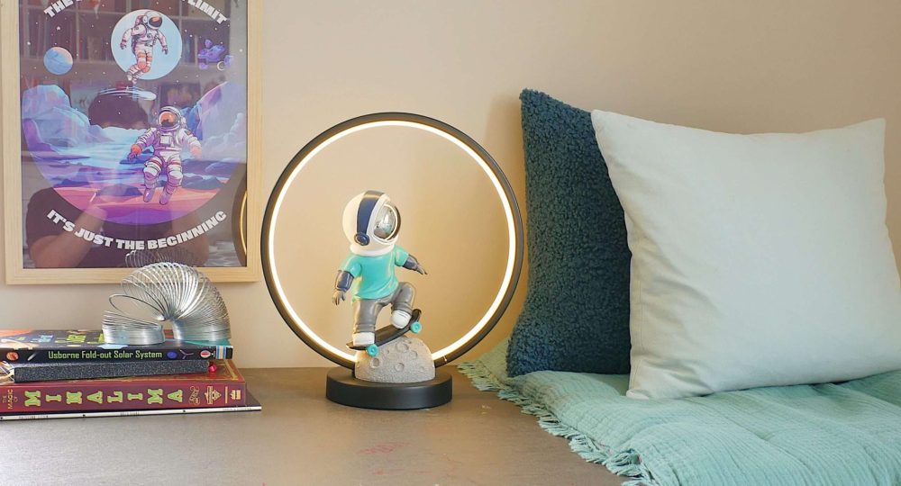 Steepletone Astro Skate Bedside Light - Ultra Cool Astronaut figurine with Warm Glow LED Ring Light - Image 12