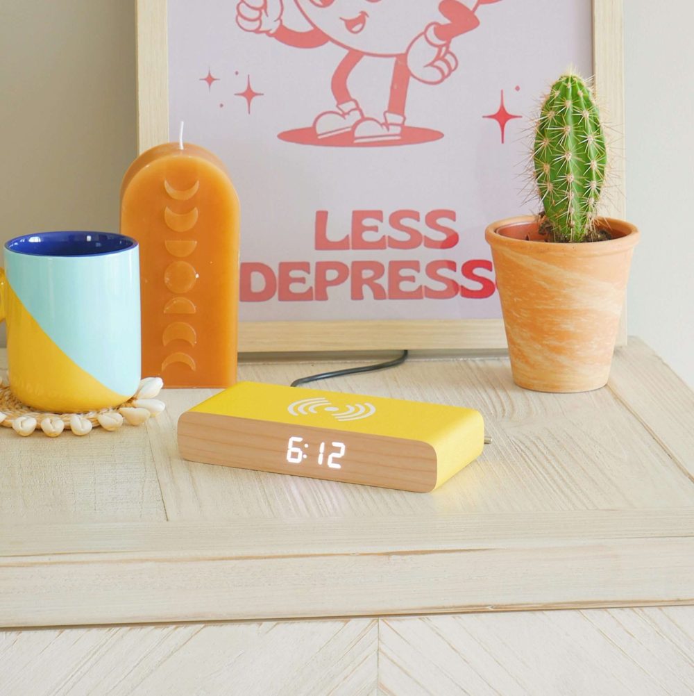 Steepletone Rise & Charge Wireless Bedside Alarm Clock & Phone Charger - Image 7