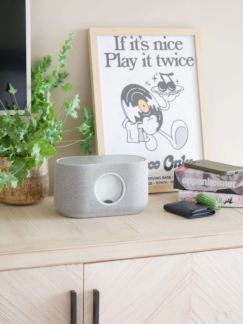 Steepletone Magna Sound Bluetooth Speaker & Wireless Charger - Image 18