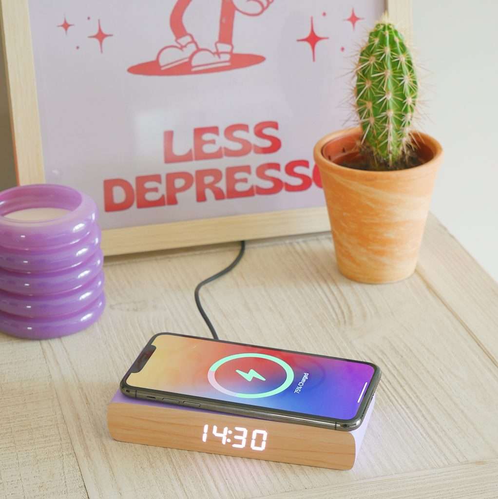 Steepletone Rise & Charge Wireless Bedside Alarm Clock & Phone Charger - Image 31
